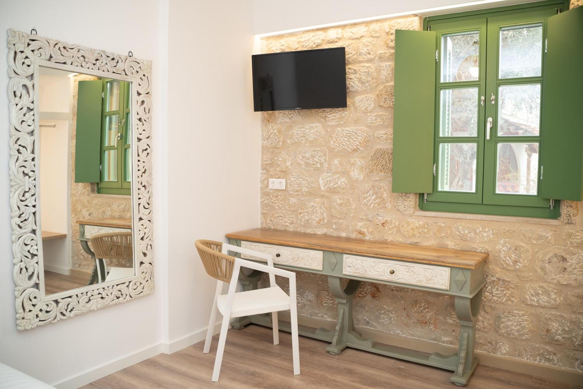 Olvio Suites Kardhamili Luaran gambar