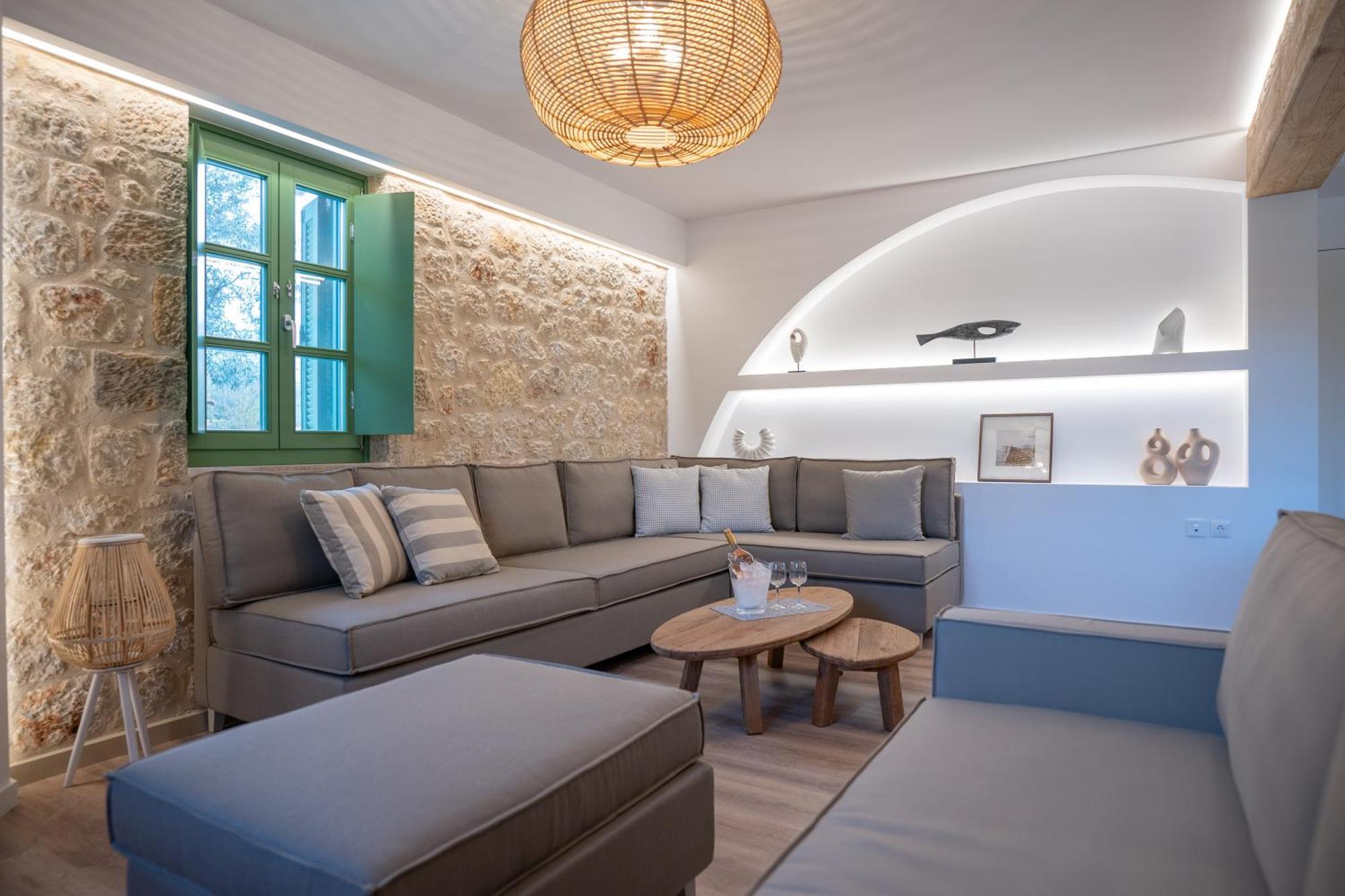 Olvio Suites Kardhamili Luaran gambar